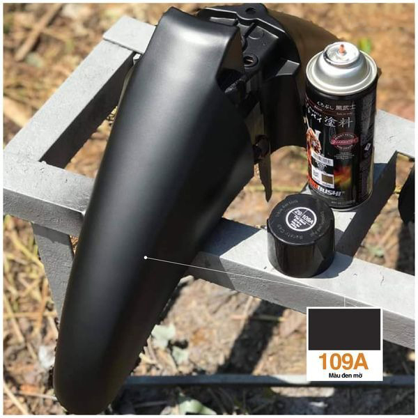 Sơn xịt SAMURAI Kurobushi - MÀU ĐEN MỜ 109A (400ml) chuyên dùng cho xe máy