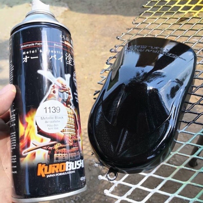 Sơn xịt SAMURAI Kurobushi - Màu ĐEN KIM LOẠI 1139 (400ml) chuyên dùng cho xe máy