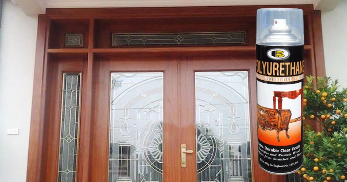 Có Nên Dùng Sơn Xịt Bosny Polyurethane Cho Cửa Gỗ Ngoài Trời?