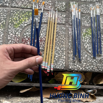 Cọ vẽ đầu dẹp vừa